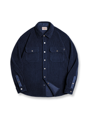 420g/m²ニットコーデュロイ素材の長袖シャツ。