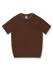 ホワイト、ブラウン、ワインレッド、ブラックの配色が映える薄手クルーネックカシミヤセーターの前面が見える商品画像