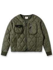 1950年代フランス軍インスパイアの立体ポケット付きミリタリーキルティング中綿ジャケット。3M™シンサレート使用。