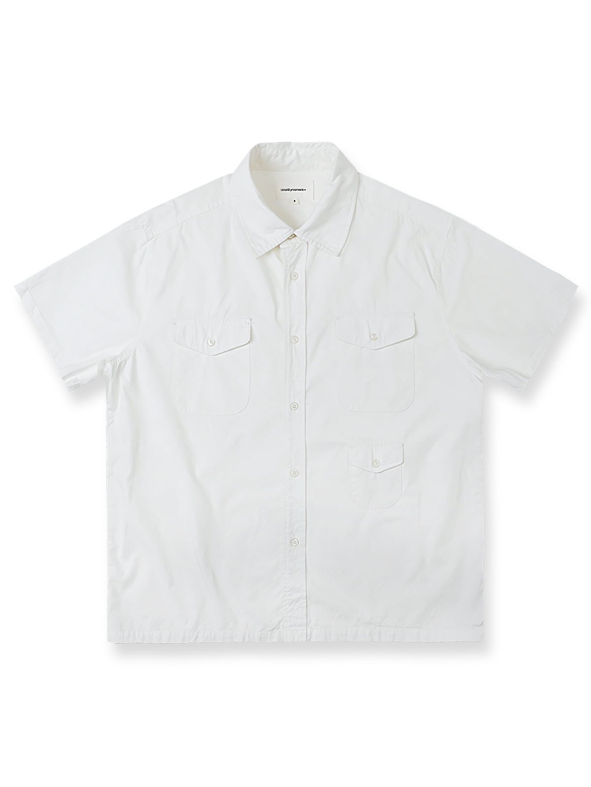 多ポケットリネンコットンワークシャツ。