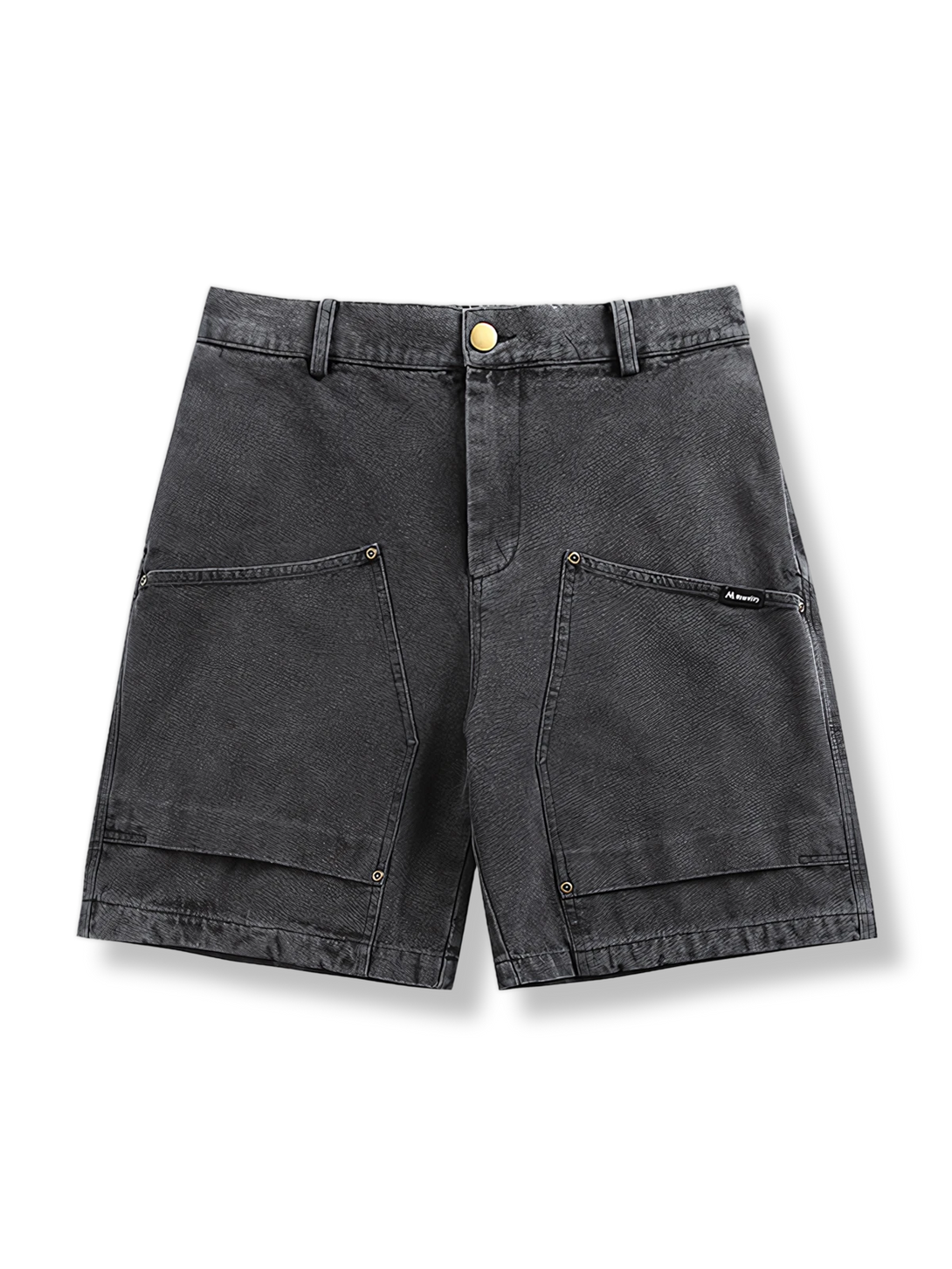 ユーティリティポケットと耐久性のあるコットン生地が特徴のログガー風ショートパンツ。