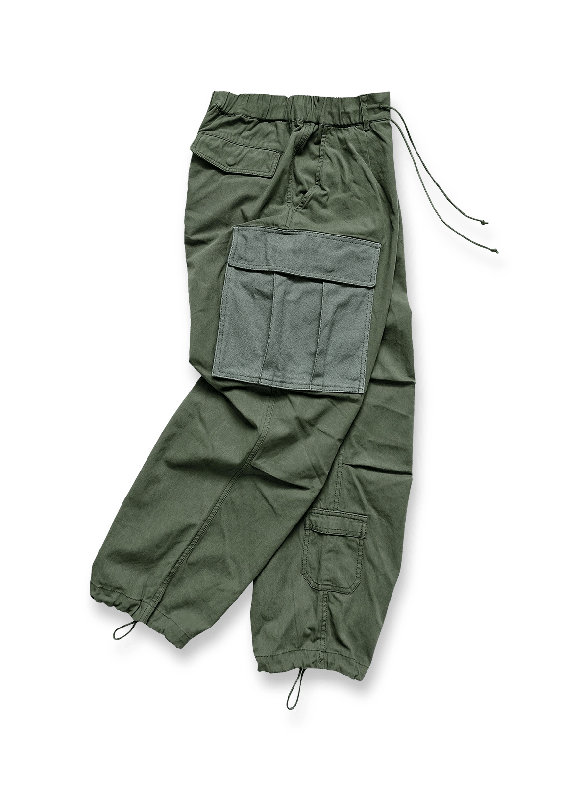 リップストップコットンとメッシュポケットが特徴のM65カーゴパンツ。