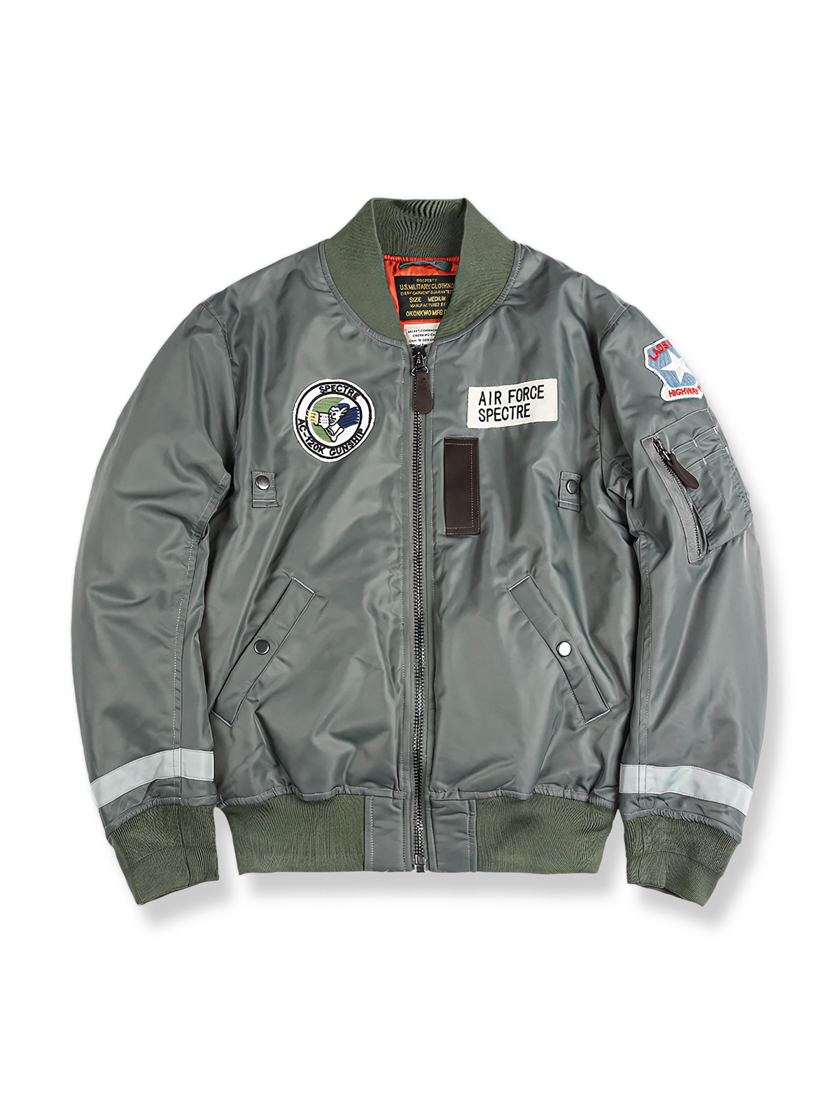 防水素材と中綿入りのMA-1フライトジャケット