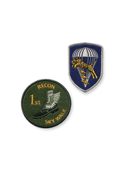 ベトナム戦時のMACV-SOG軍事刺繍ワッペンを詳細に示し、死神、虎、スカイウォーカーの図像が含まれることと、その歴史的背景と刺繍技術の卓越性を強調。