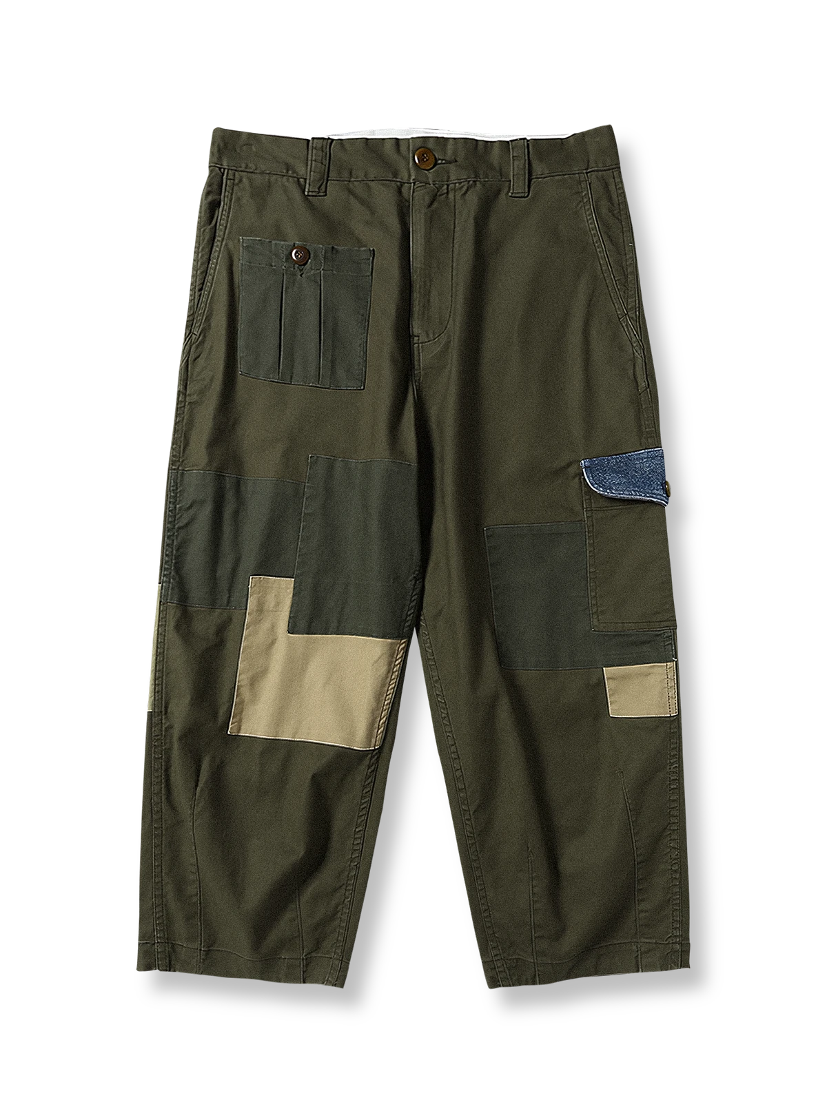 異素材パッチワークとワイドシルエットが特徴の日本製カジュアルパンツ。YKKジッパーと高品質メタルボタン付き。