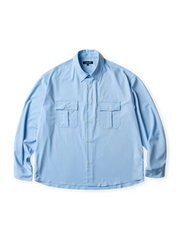 フラップ付きダブルポケットが特徴のモダール素材長袖シャツ。柔らかく吸湿通気性に優れる素材使用。