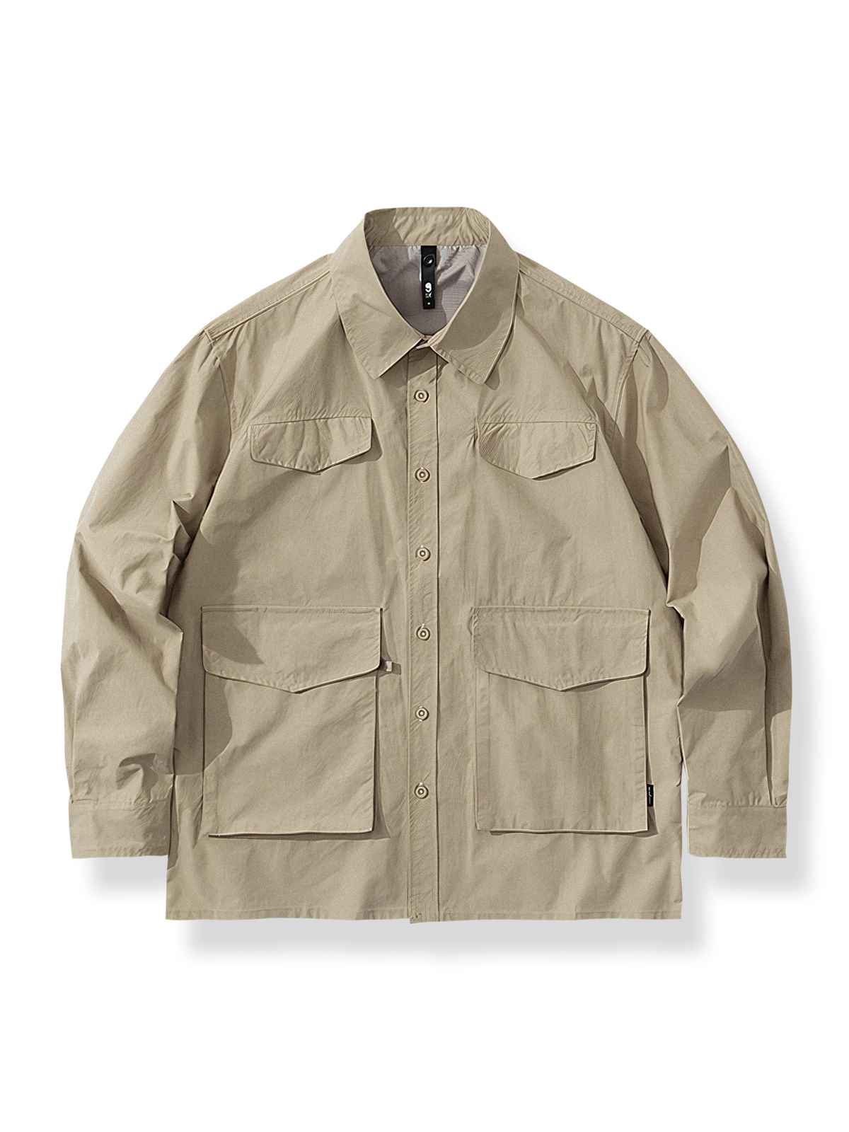 マルチポケット長袖シャツジャケットのデザイン