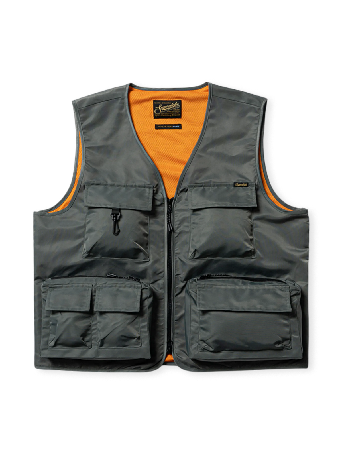 耐摩耗ナイロン生地のショートベスト。多機能ポケット、ジッパーフロント、通気ライニングが特徴。