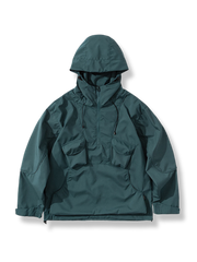 都市型アウトドアに対応した防水フード付きジャケット