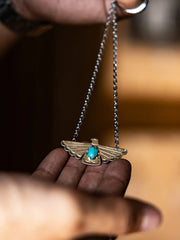 ナバホ戦鷲トルコ石ブロンズペンダント