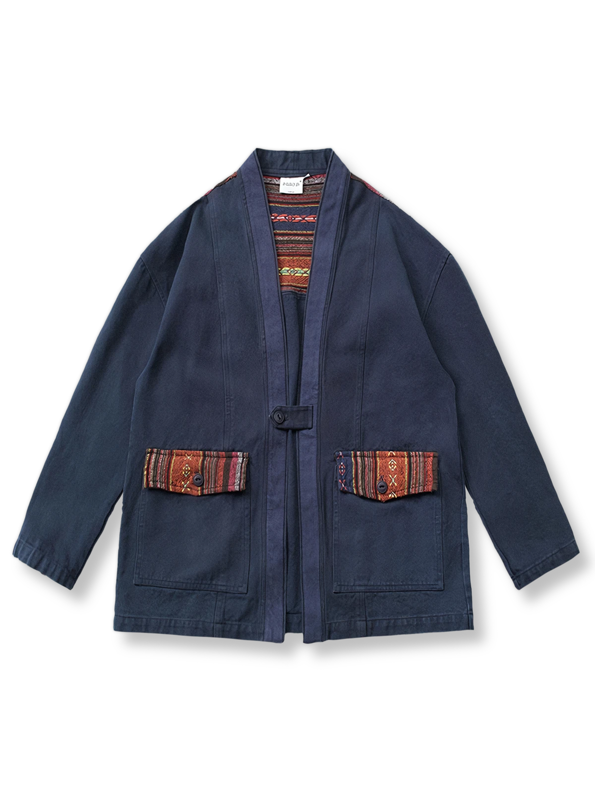  ナバホ織りパッチワークが施された伝統的なはんてん