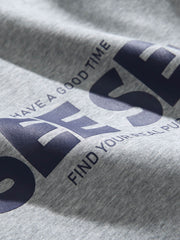 「SEE SEA」プリントスウェット