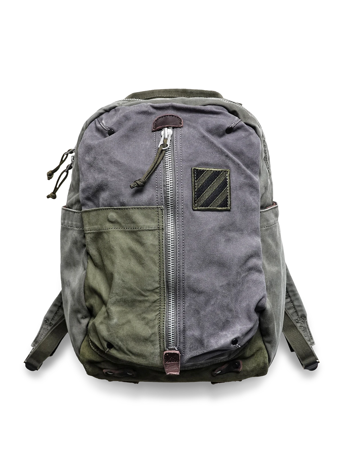パッチワークキャンバスリュックサック、軍刺繍パッチ、耐久キャンバス素材、レザー底、ウォッシュ加工