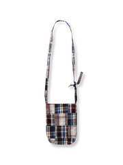 手作業で作られたチェック柄パッチワークのヒャクヤ布ショルダーバッグ