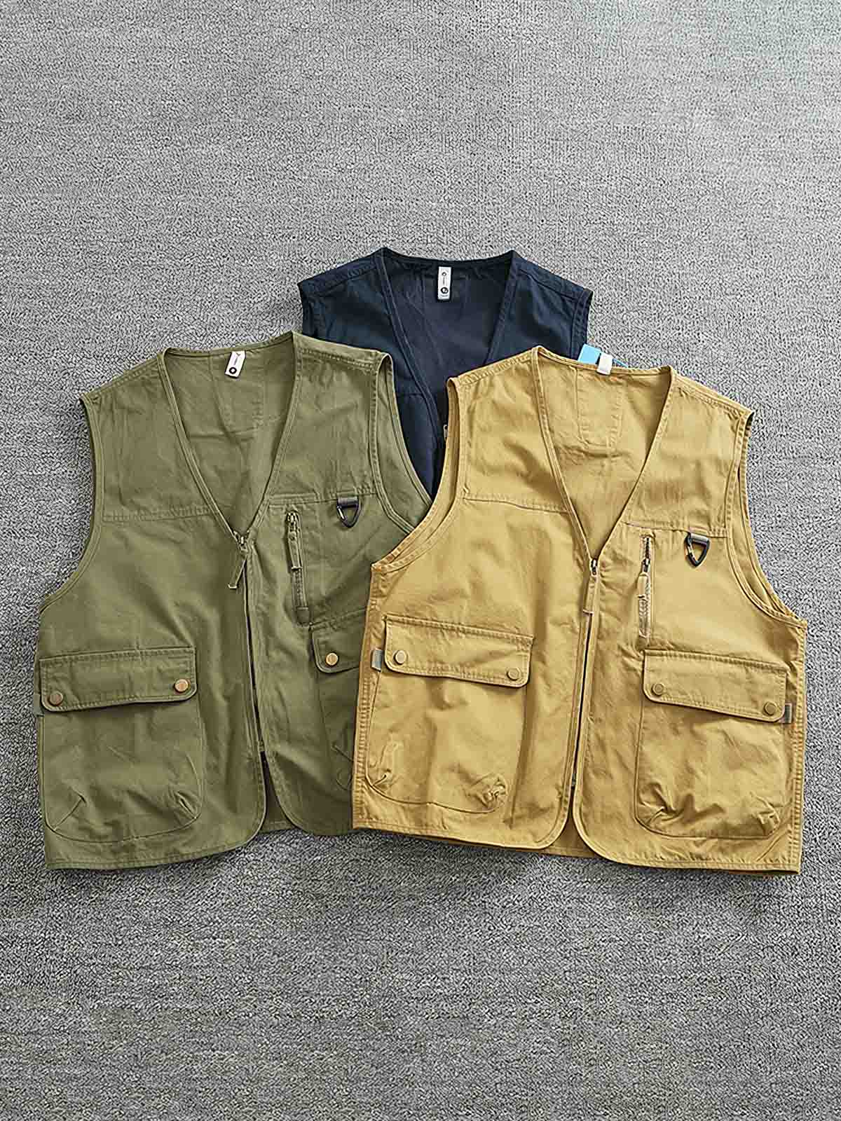 アウトドア多ポケットワークベストの全体展示