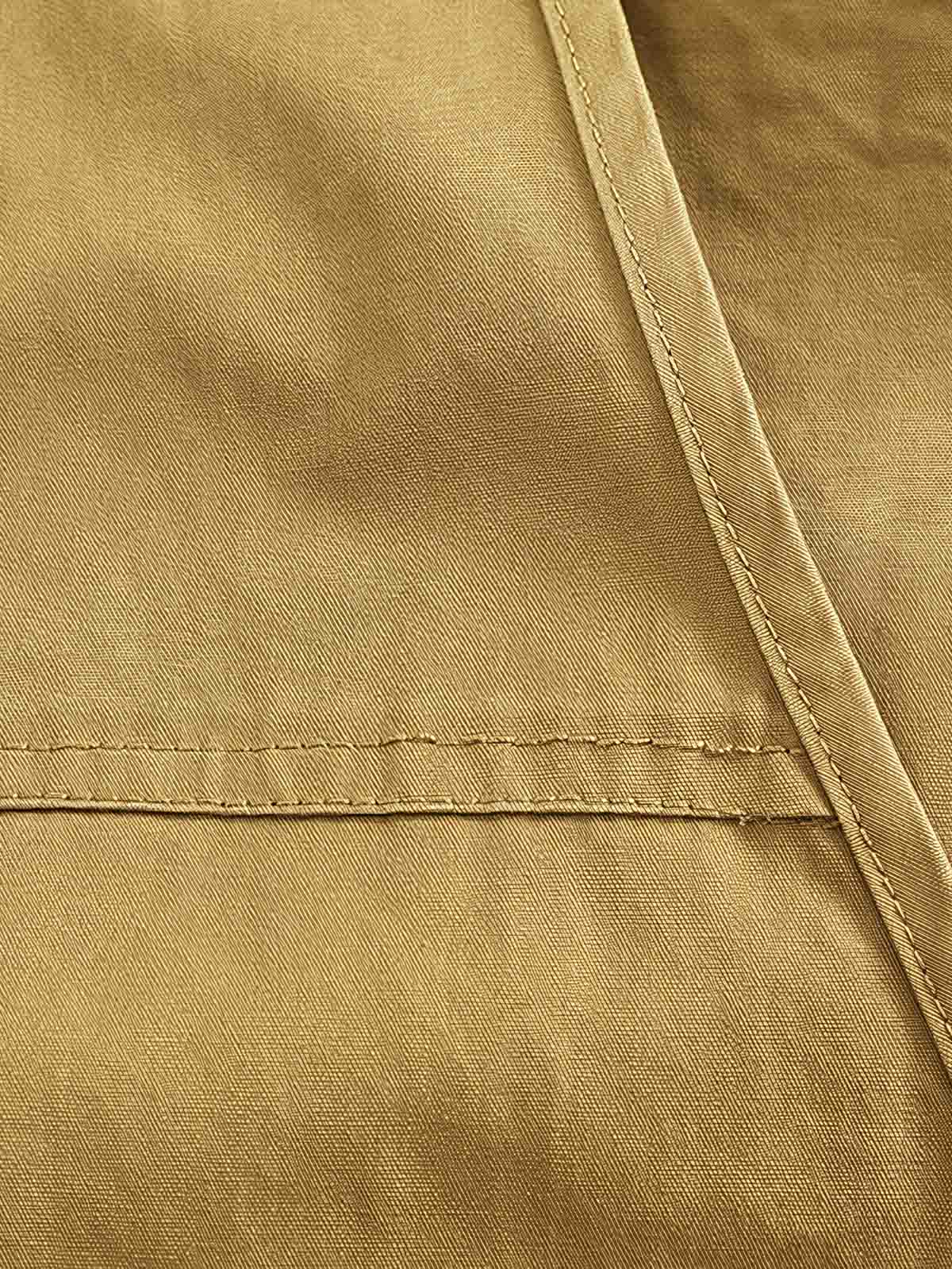 ワークベストのポケットディテール展示