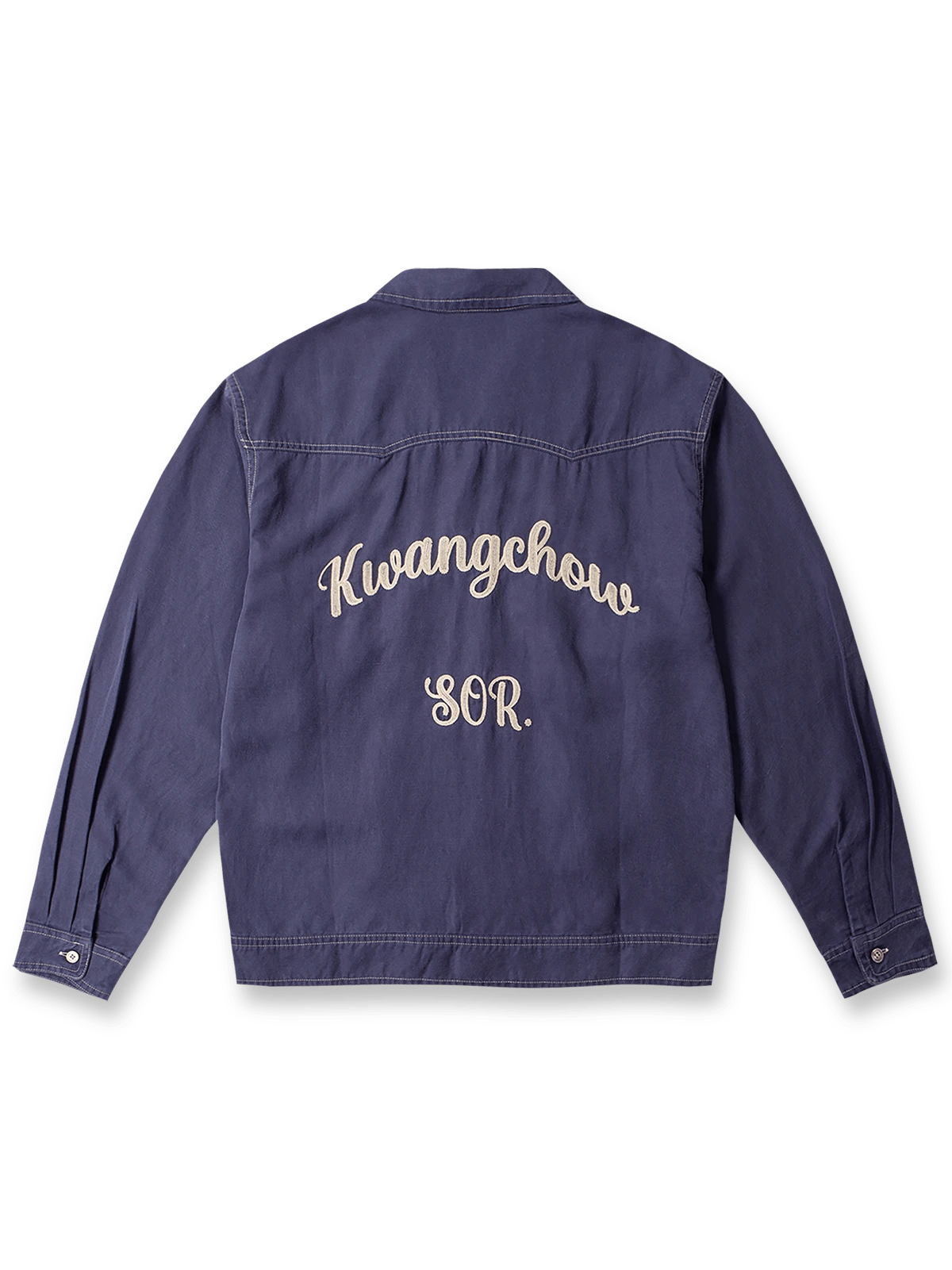 製品画像: ヴィンテージ刺繍入りクラシックショート丈アメリカンウエスタンシャツ全体画像
詳細画像: 背面の「広州 Kwangchow」刺繍とコントラストステッチのディテール、ヴィンテージ風デザイン