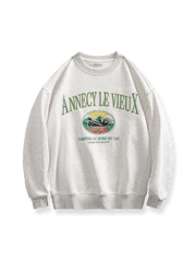 PESSOA CLUB グレーのアヌシー・ル・ヴュー キャンプテーマ刺繍スウェットシャツ正面展示