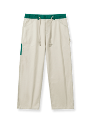 ホワイトワイドワークパンツの全体画像