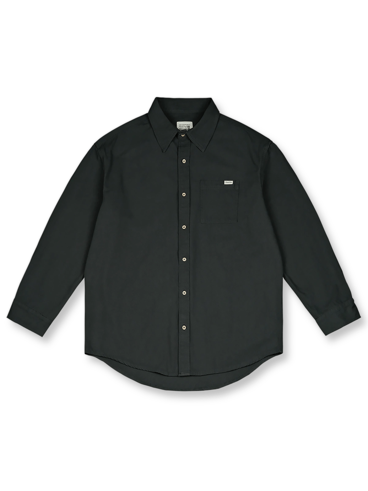 ウォッシュベーシック長袖ポケットシャツの全体展示