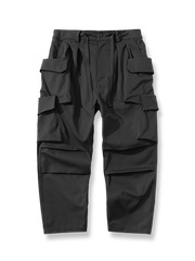  アウトドア防水マルチポケットワークパンツ正面展示