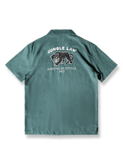 製品画像：ジャングルの法則ブラックパンサー刺繍キューバシャツ反面図