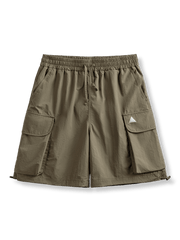 ワークウェアスタイルのアウトドアマルチポケットナイロンショーツの全体表示