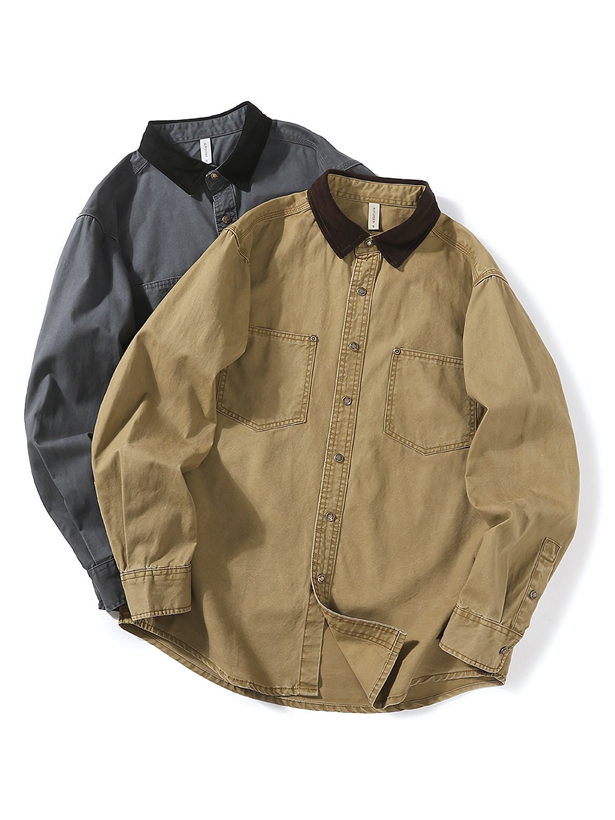 製品画像: ウォッシュ加工ヴィンテージシャツの正面全体展示、クラシックなデザインとヴィンテージ感を強調。