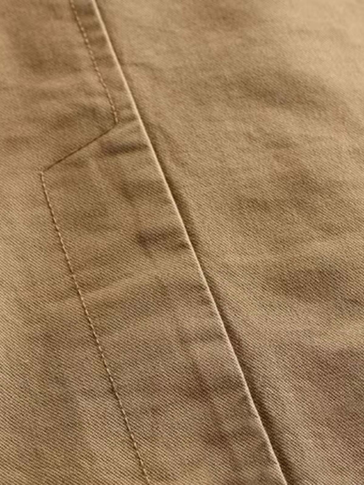 製品画像: アメリカンヴィンテージコットンジャケットの正面全体画像。
詳細画像: フィットシルエットとウォッシュ加工による自然な風合いのディテールクローズアップ。