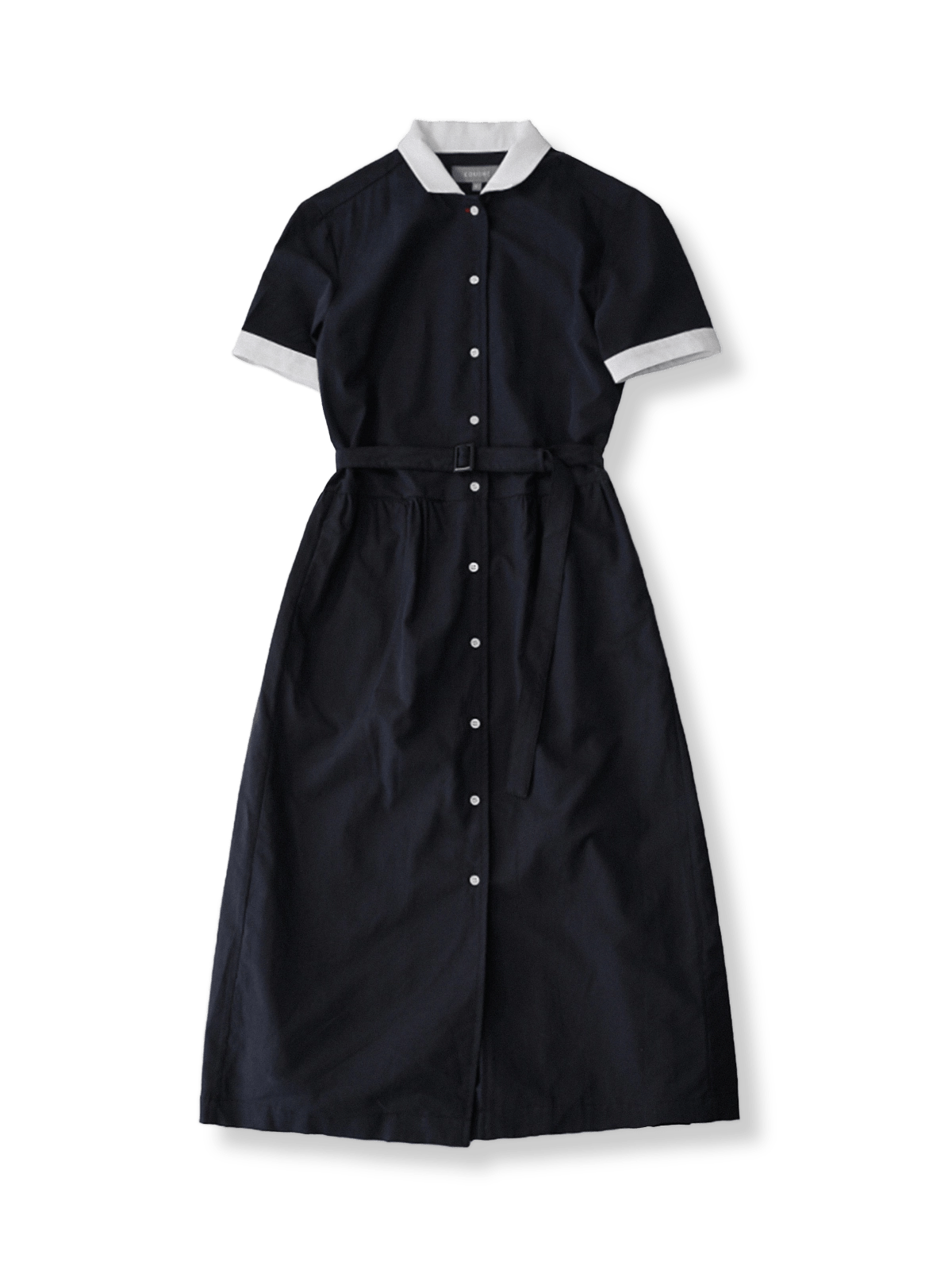 ショートクロップドニットトップス全体像。