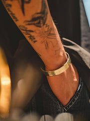 ミリタリー刻印 C型バングル