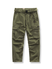 膝プリーツとフラップポケットを備えた全綿ストレートワークパンツ。