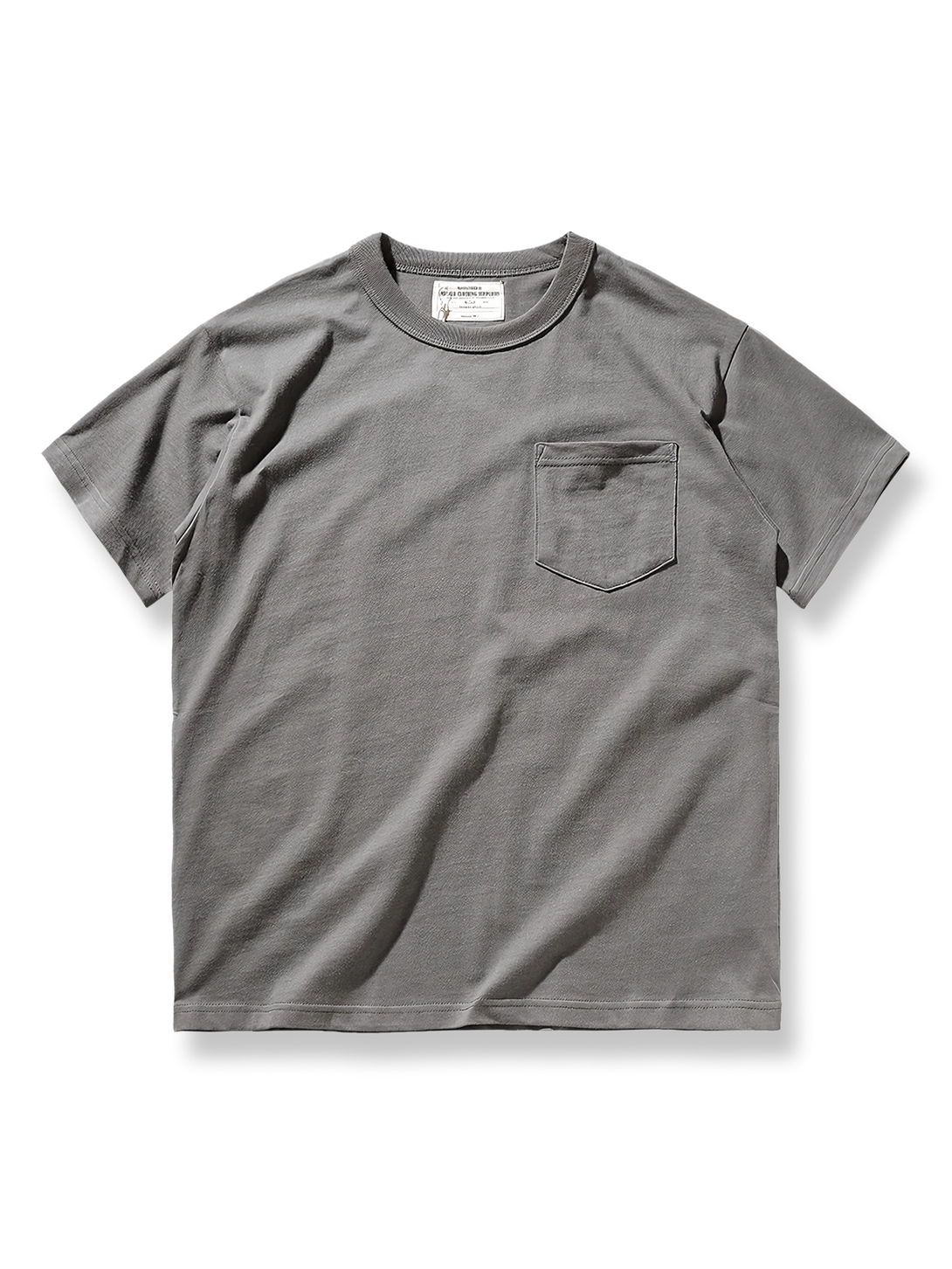 7色展開のポケット付きリブ編みクルーネック半袖Tシャツ。