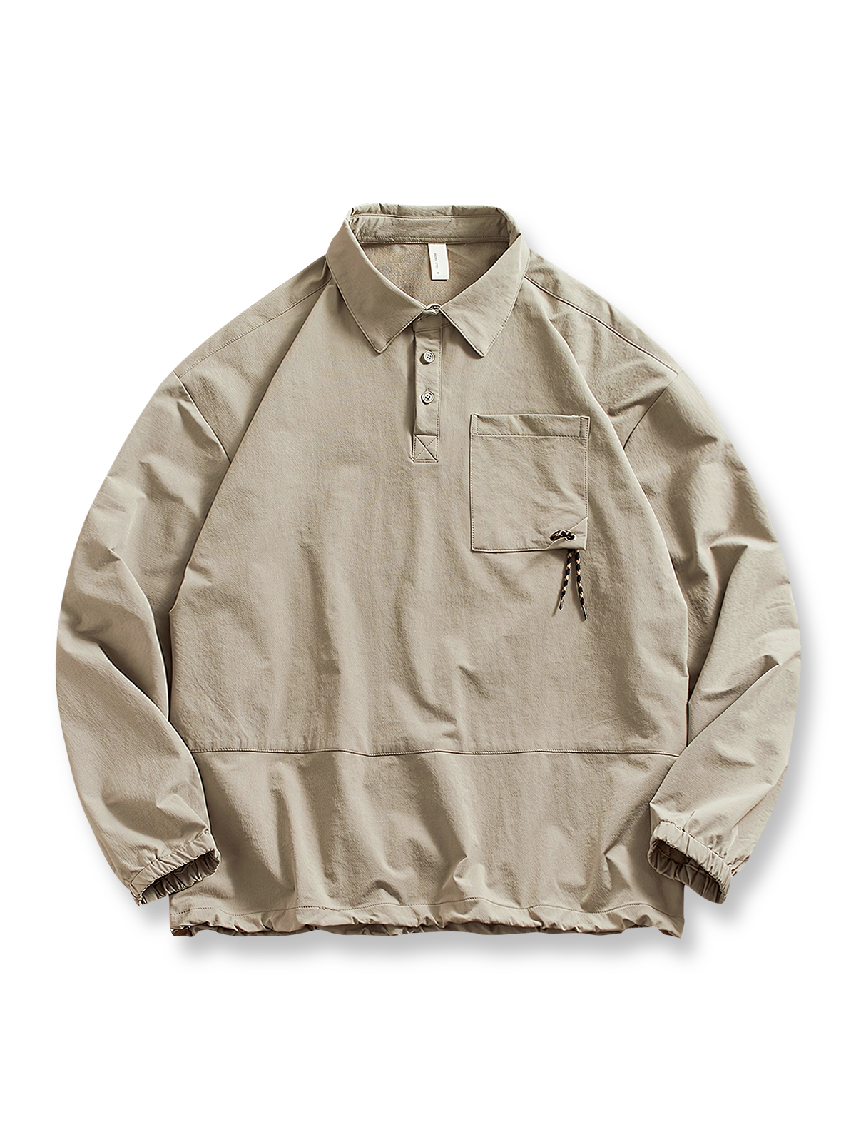 ドローコード裾と胸ポケットが特徴のナイロン混紡ポロカラーシャツジャケット