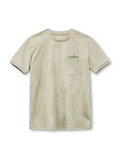 ウォッシュグリーンのポケットTシャツ、身頃の焼き抜き加工の穴と胸の英字プリント