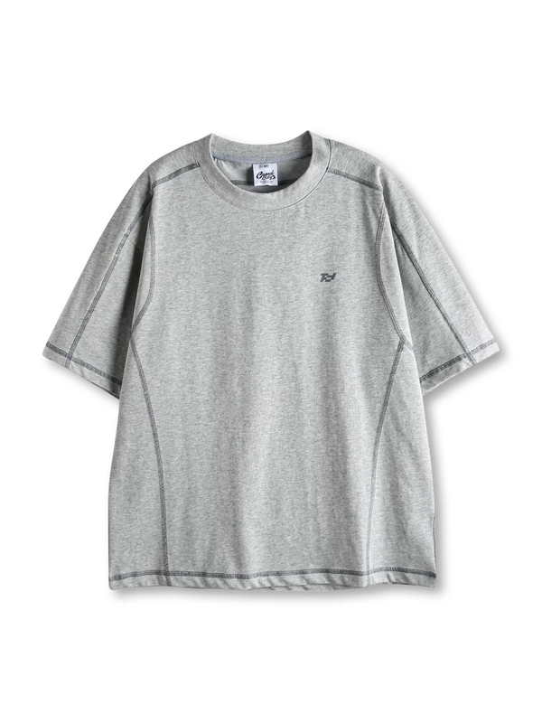 吸汗速乾性と快適なフィット感が特徴のクイックドライTシャツ