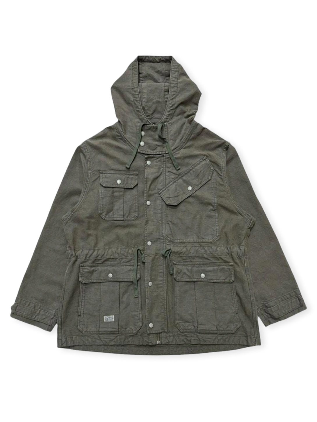 1950年代RAF山岳救助隊着想の450g竹節サテンコットン製マウンテンパーカー。調整可能ベルクロ袖口付き。