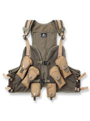 リサイクル素材と調節機能を備えたタクティカルベスト