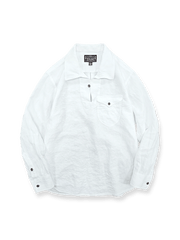 サンドウォッシュ加工のリネン素材を使用したプルオーバーシャツ（襟・胸ポケット・袖口ボタン付き）