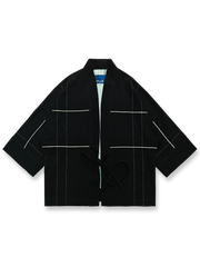 刺し子刺繍とチェック柄が施されたリネン七分袖はんてんの前面が見える商品画像