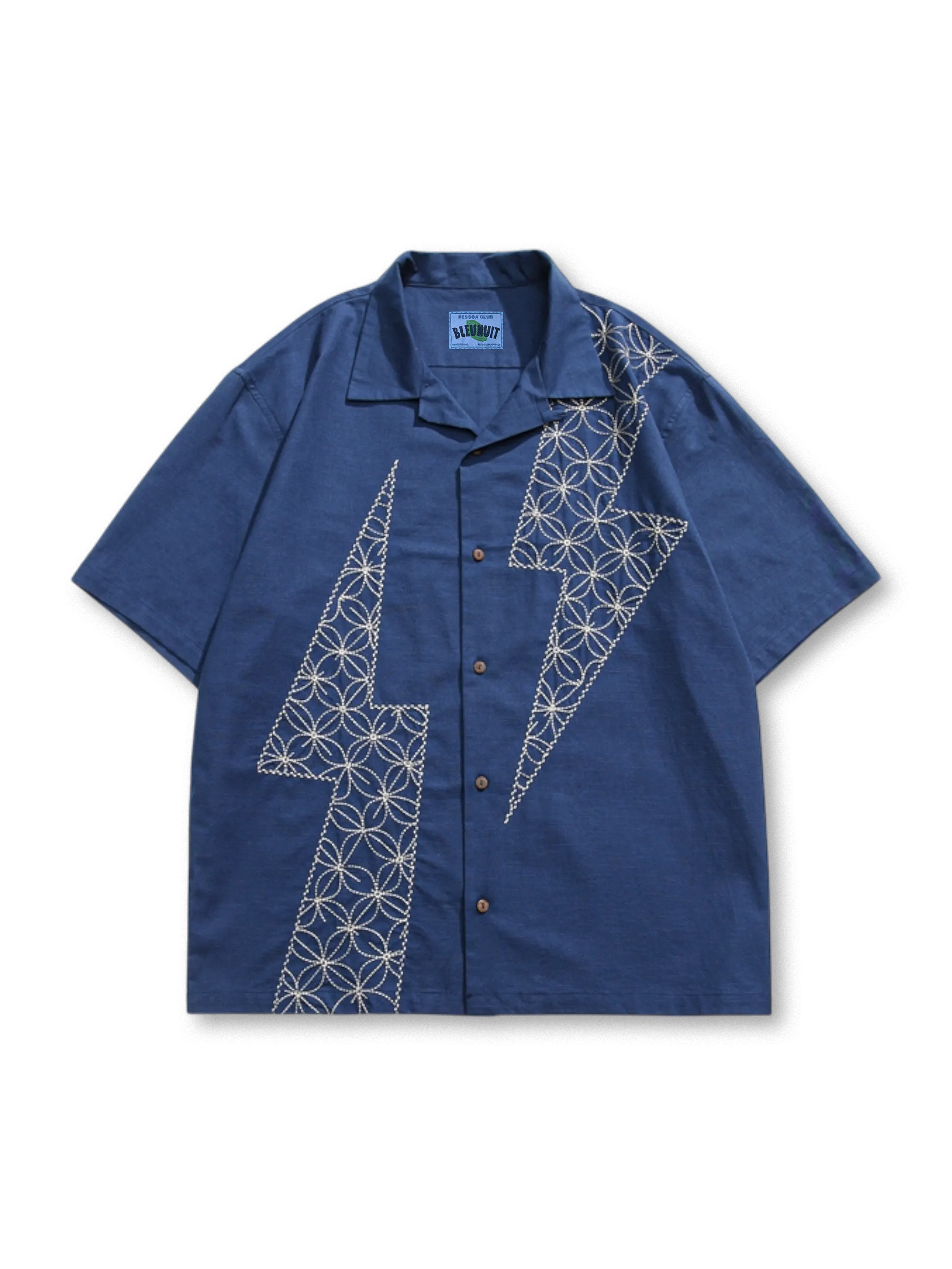 刺し子稲妻パターンが映えるインディゴオープンカラーシャツ