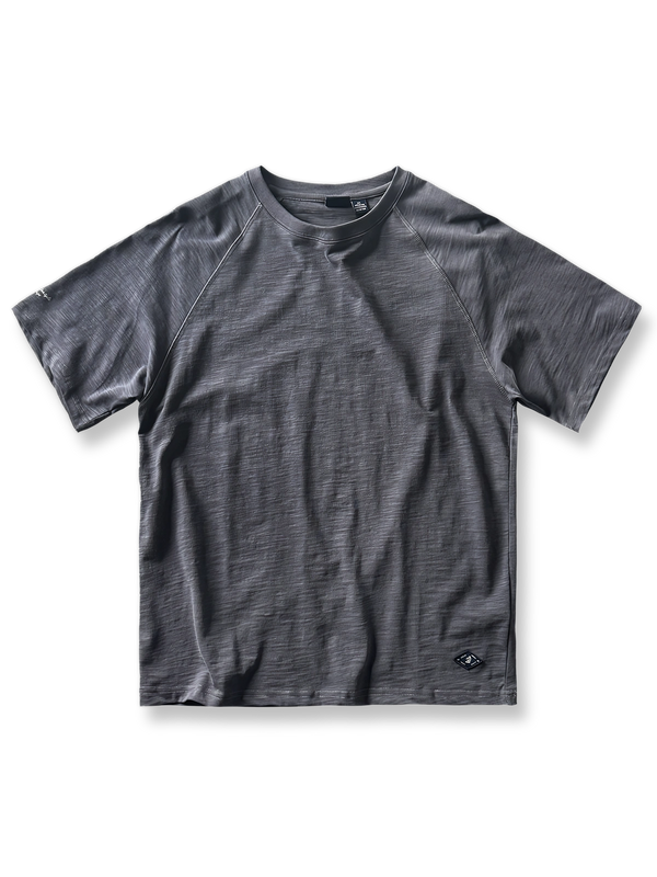 ヴィンテージ加工が施されたスラブコットン半袖Tシャツ
