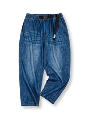 星空柄生地とU字型ステッチ襟付き、ポリエステル×スパンデックス素材の重ね着対応シャツ