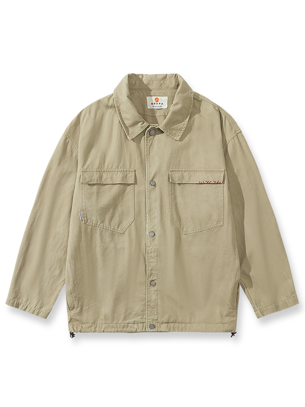 ステッチディテールと裾ドローコードを備えた100%コットンジャケット。隠しジッパーポケット付き。