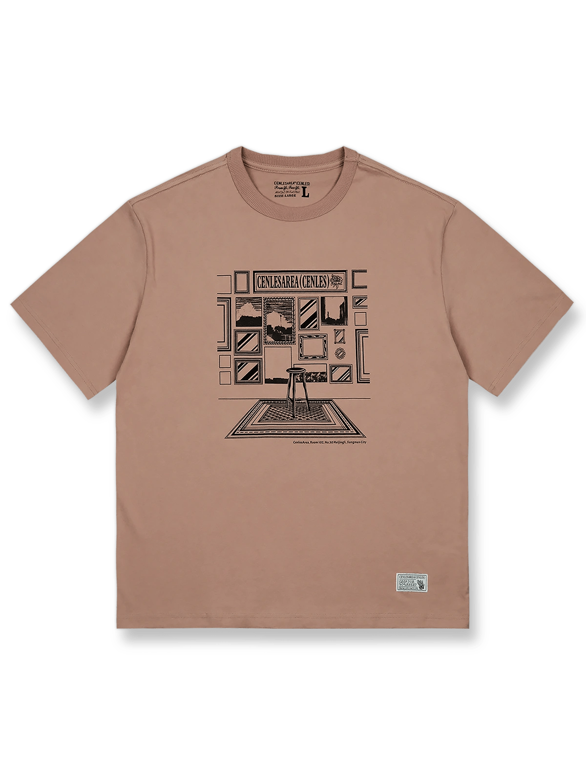 線画と色ブロックのヴィンテージプリントが施されたコットンTシャツ。