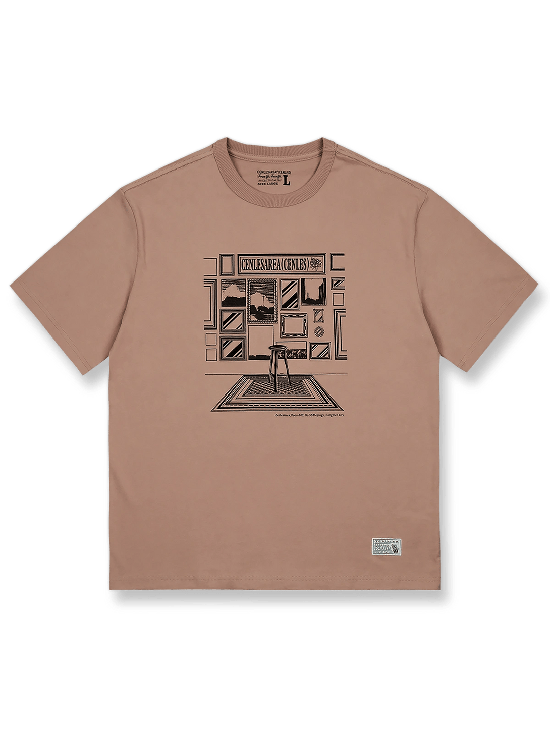 線画と色ブロックのヴィンテージプリントが施されたコットンTシャツ。