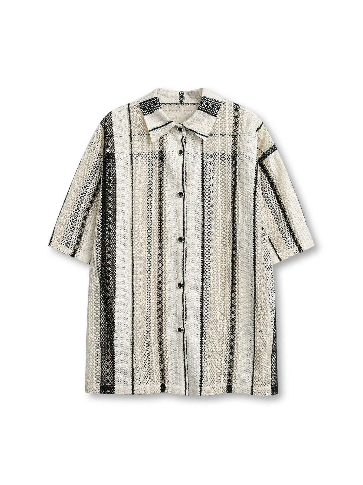 多幅ストライプと透かし編みパネルが映えるオープンカラーシャツ