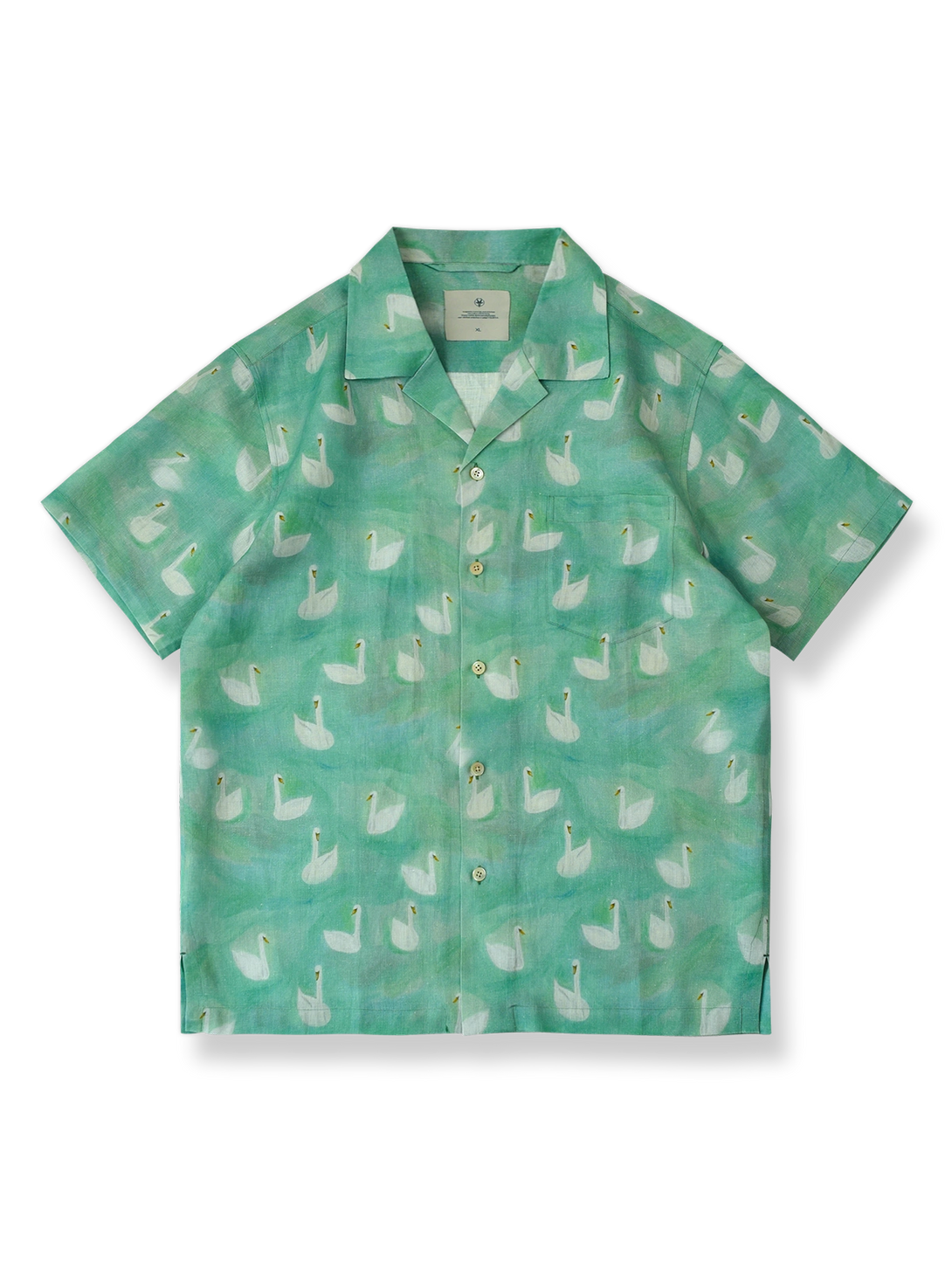 スワンプリントリネンキューバシャツ。