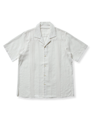 テンセルリネンプリーツドレープキューバシャツの前面が見える商品画像