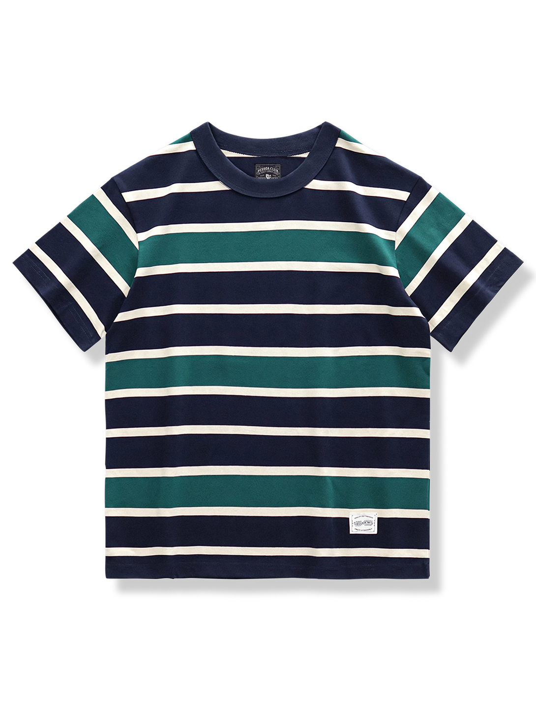 ３本針ステッチとマルチカラーストライプが映えるゆったりシルエットのTシャツ。